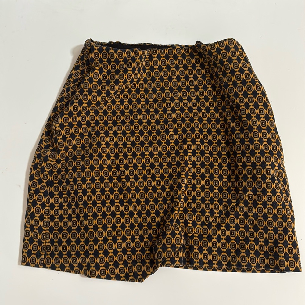 CAbi Skirt Womens Extra Small Mustard Black Geometric Elastic Waist Faux Wrap